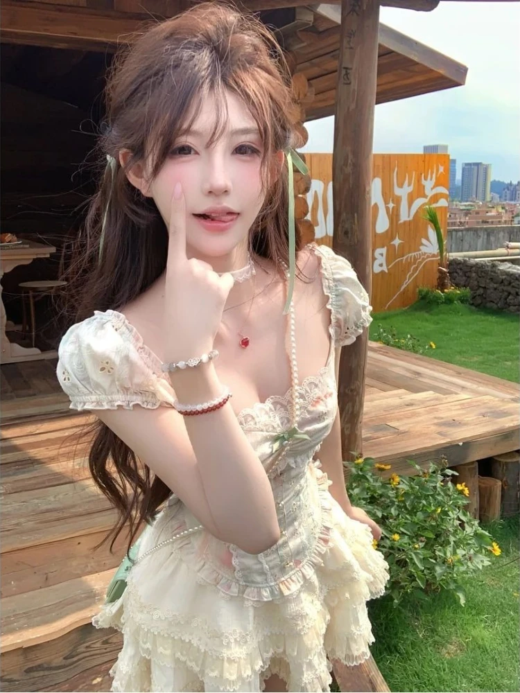 قبالة الكتف الحلو Kawaii المرقعة سليم 2 قطعة مجموعة المرأة الصيف رقيقة الدانتيل طباعة القمم عالية الخصر تصميم تنورة قصيرة دعوى جديد