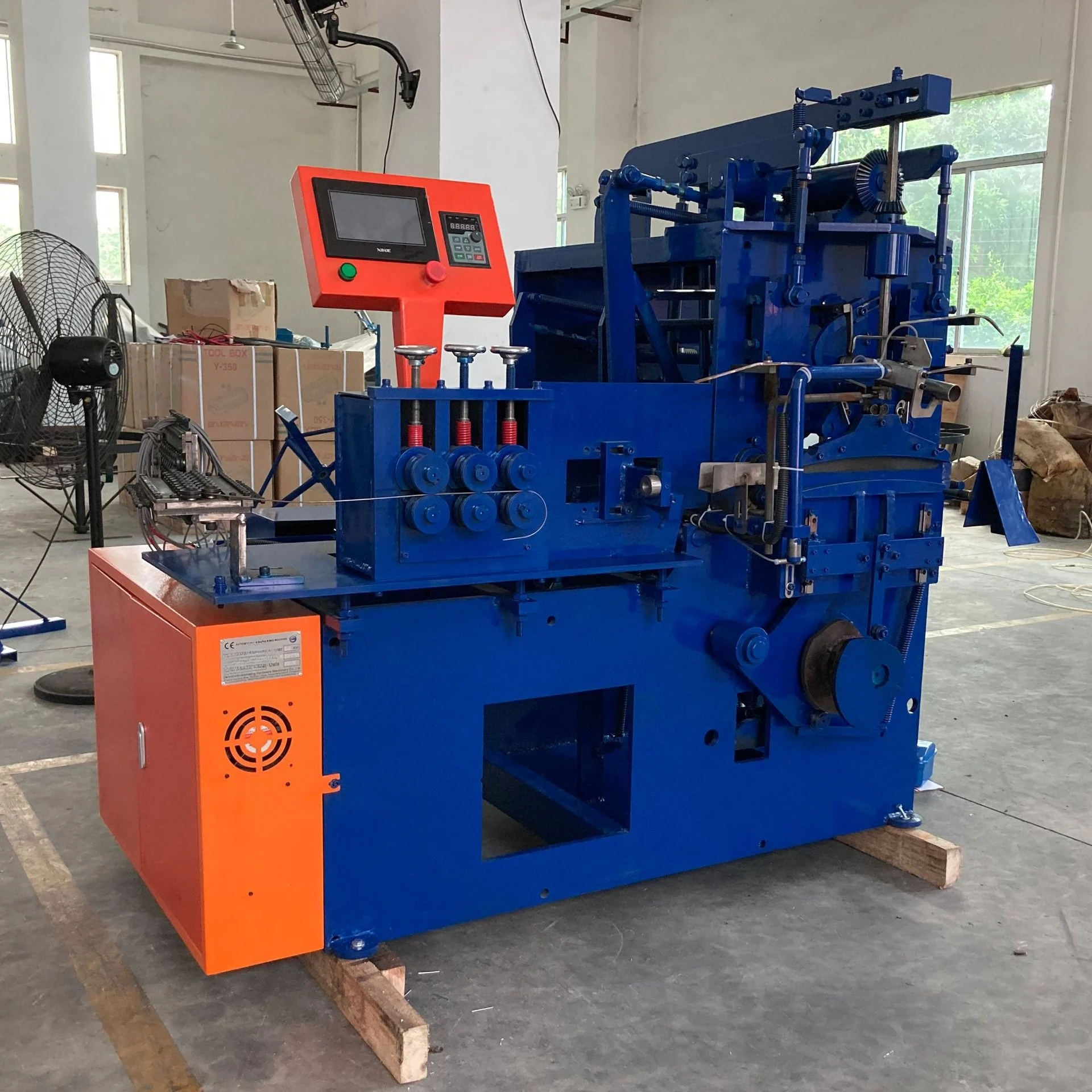 Automatic hanger machine, hanger forming machine, twist hanger machine