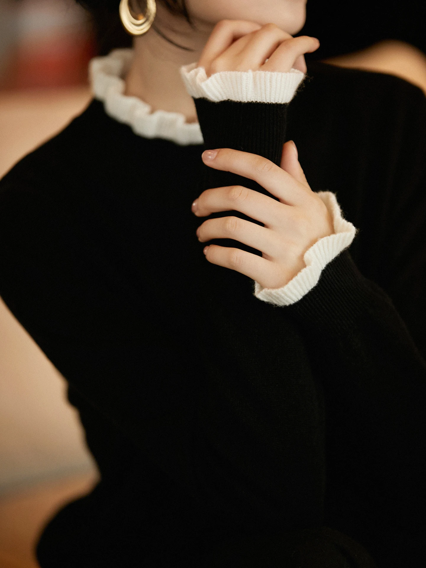 

Comfortable Knitted Long Sleeve Women's Top Korean Style Autumn New Wood Ear Fashionable Sweater Casual Commute Wear