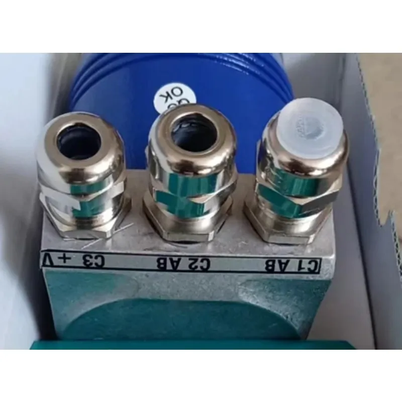 

NEW Eltra- New & Original Made in Italy PLC Sensor or Encoder Module EAM58CR40964096B1228FXX10X6P3R