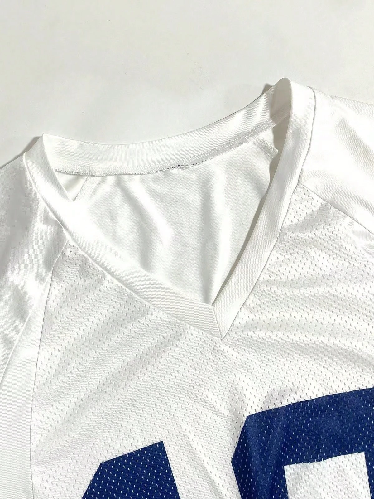 Retro Y2K # 18 Fußballtrikot - Weiß & Blau Mesh Plus Size T-Shirt Perfekt für den Spieltag Lässiger Sommer Damen – Detail 6