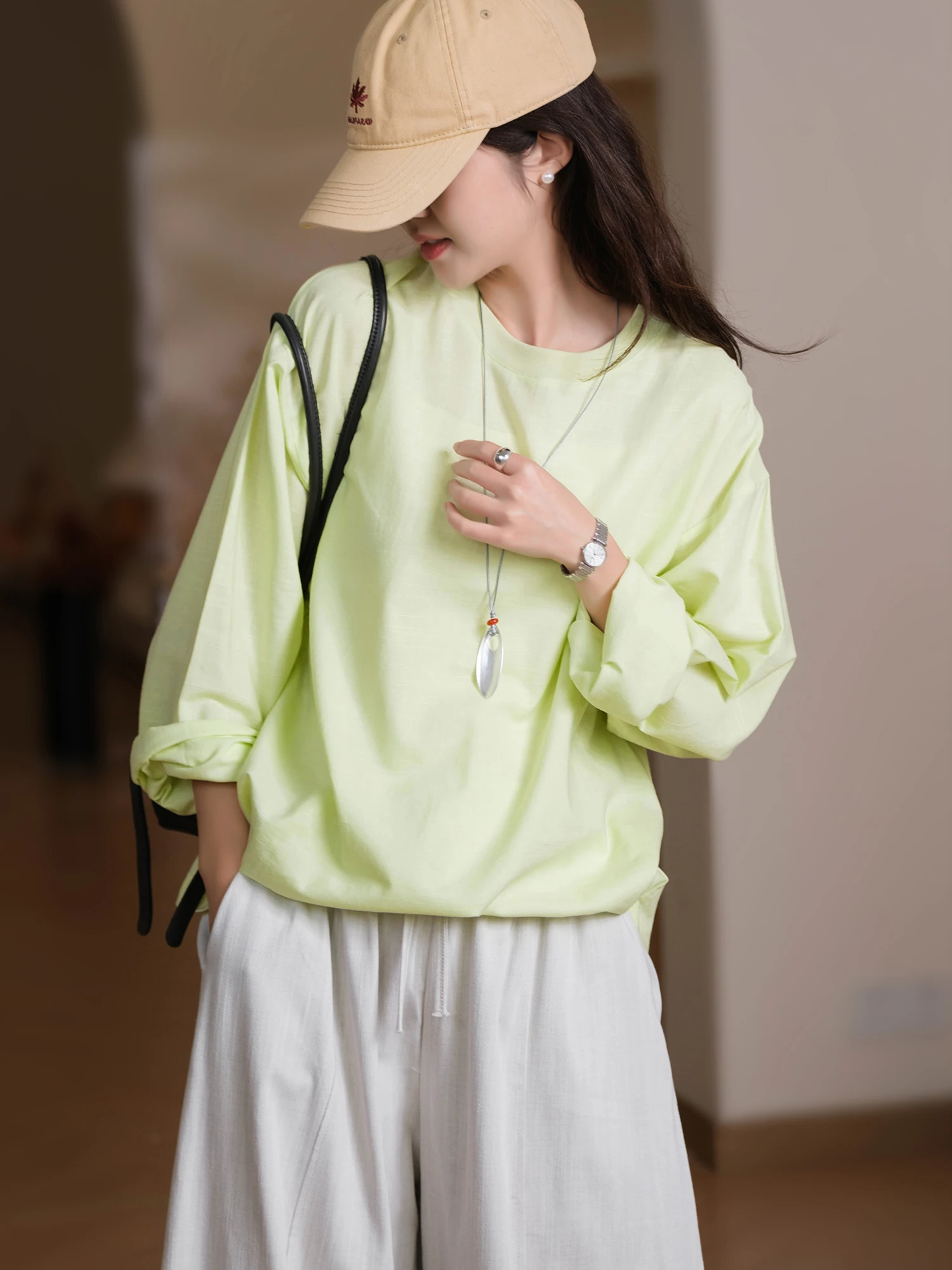 

Женский лонгслив свободного кроя с круглым вырезом из смесового льна, вискозы и хлопка, больших размеров, простой дизайн, от Xiao Er Production