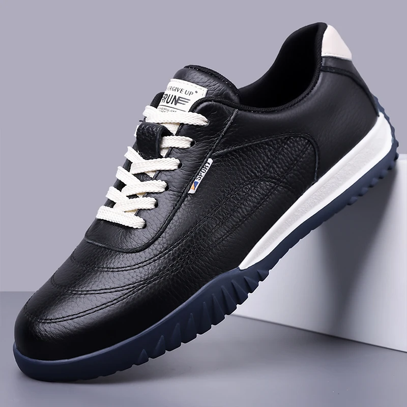 

Men Versatile Low Top Sports Shoes Wearproof Rubber Sole Stable Heel Support Commute Outdoor Casual Sneakers