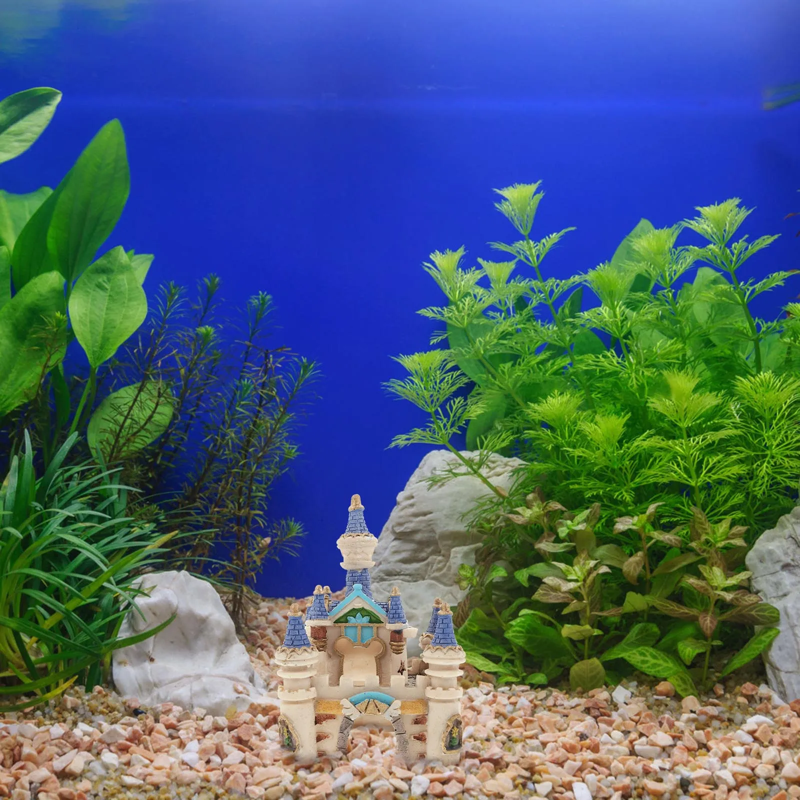 

1Pcs Fish Tank Castle Decoration Resin Craft Underwater Aquarium Adornment Simulation Resin Castle Fish Tank Landscape