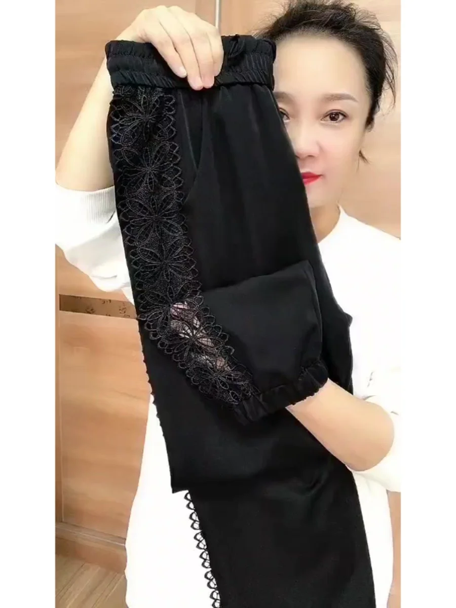 

Летние женские брюки из ледяного шелка свободного кроя с манжетами, новинка 2026 года, с ажурными вставками и кружевом, повседневные спортивные брюки с высокой талией, стройнящие фигуру.