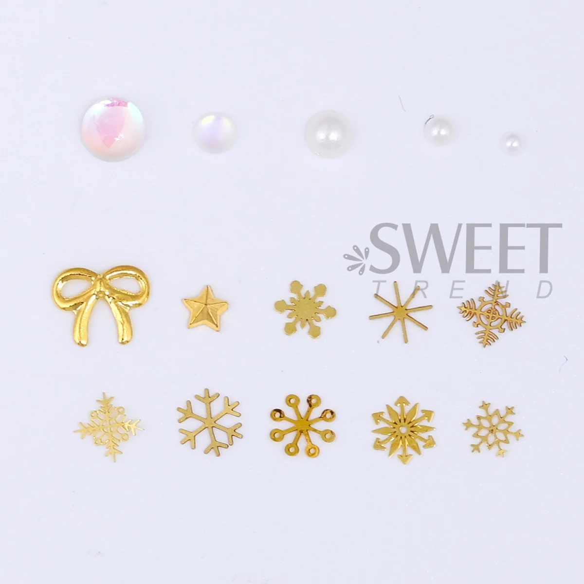 ชุดตกแต่งเล็บคริสต์มาส 6 ช่อง ลายดาว โบว์ เกล็ดหิมะ ดีไซน์เครื่องประดับ ไข่มุกคาเวียร์ ลูกปัดแบน ไข่มุกเมอร์เมด สำหรับตกแต่งเล็บฤดูหนาว