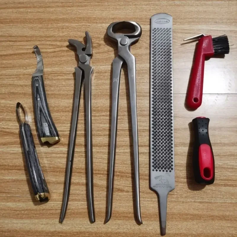 

Horseshoe pliers trimming horseshoe tools nail palm set equestrian cleaning