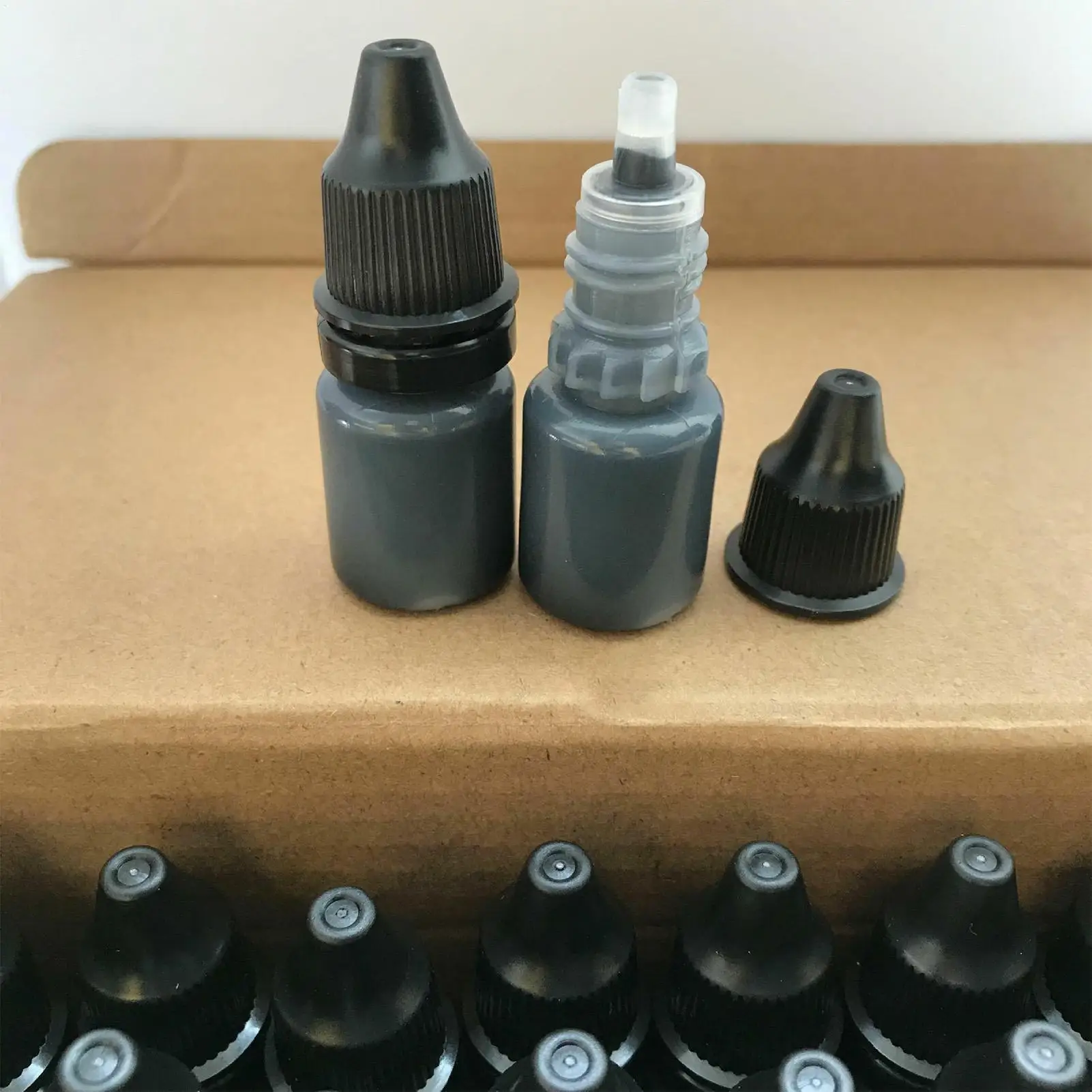 Black Ink for Stamps Black Stamp Replacement Ink 10ml User-Friendly Stamp Ink Lightweight Stamp Accessories for Envelopes view 2