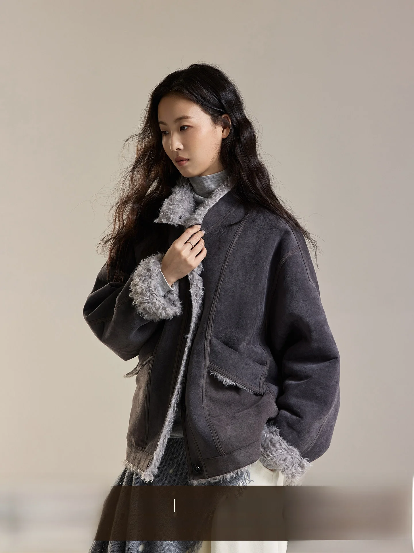 CAREMIND Retro Wildlederjacke mit Fellfutter, Oversize-Mantel für Herbst und Winter, Damenmode, schlankmachend, verdickt, lange Ärmel, Knopfleiste