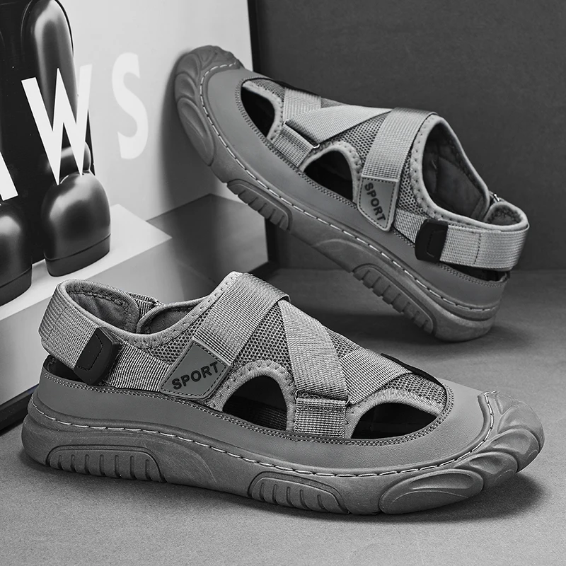

Мужские сандалии с перфорацией, летние дышащие пляжные удобные сандалии с плоской подошвой, 2023