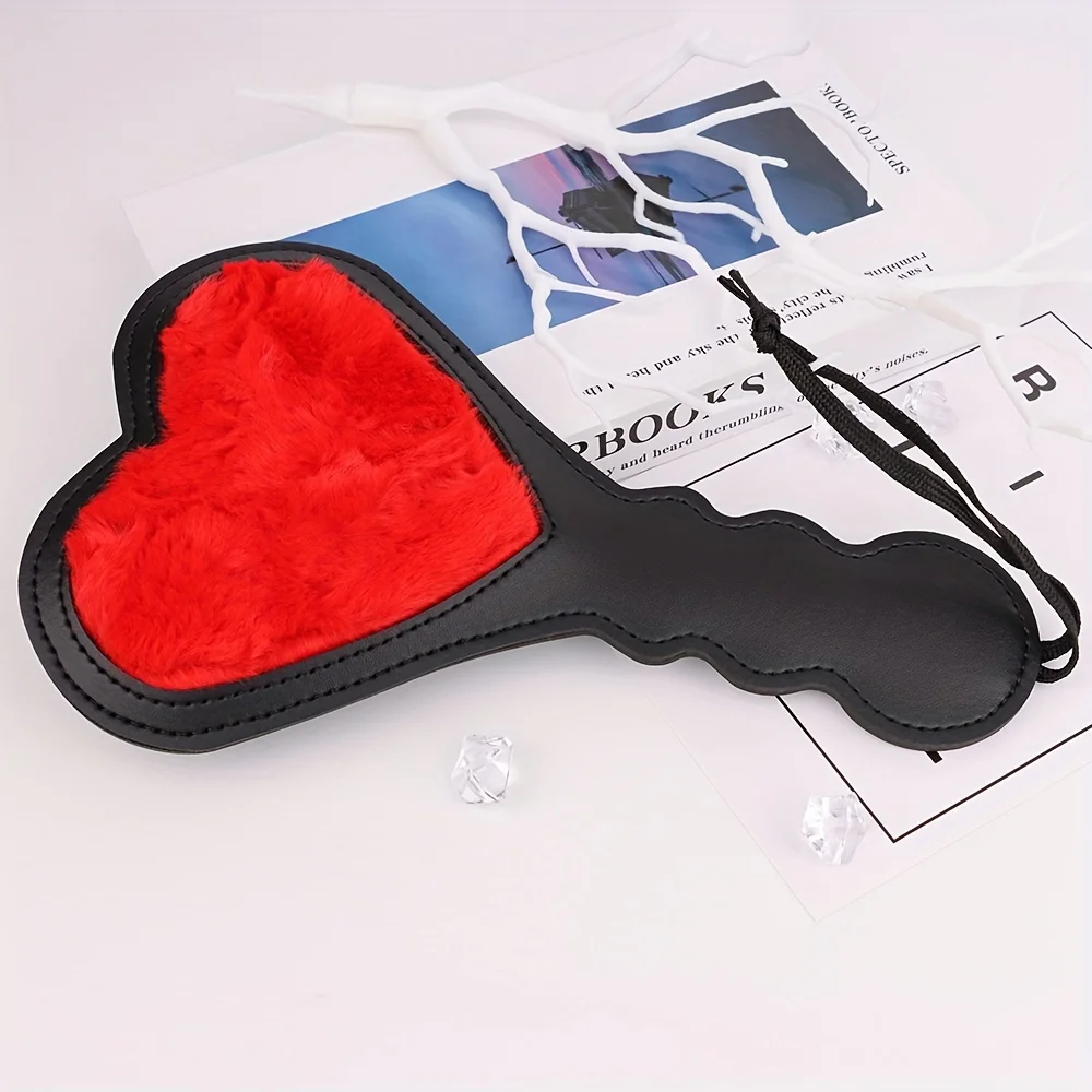 

Adult Sex Toy Heart-Shaped Fluffy Leather Short Handle Paddle Flirting Spanking Whip Alternative SM Device for Women and Couples