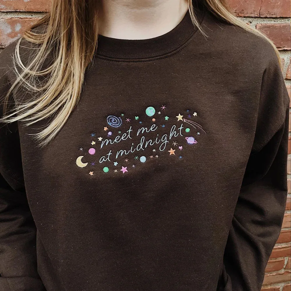 Meet Me At Midnight Space Embroidered Sweatshirts Women Vintage Style Autumn Winter Thick Fleece Warm Pullover Casual Crewneck