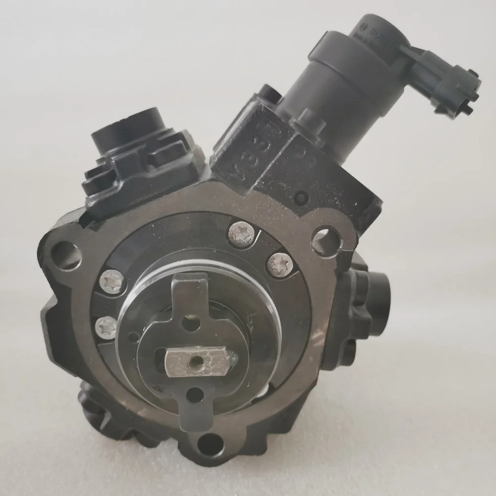 original ZD30 Common Rail High Pressure Pump 0445010195 0445010136  dies el fuel injecti on pump 16700-VZ20D 16700-VZ20E