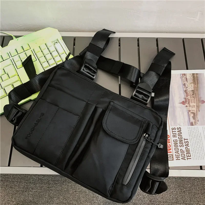 

Multi-functional Tactical Chest Bag Ins Hip-hop Chest Bag Tooling Locomotive Fashion Motorcycle Bag Vest Streetwear Waist Pack