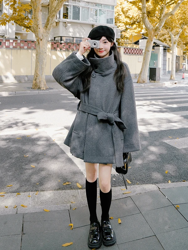 Cappotto di Lana con Collo Alto Ele ey per Donna, Nuovo Modello Autunno Inverno 2025, Taglia Piccola con Vita Stretta, Giacca in Tweed