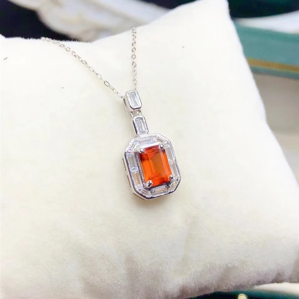 

Solid 925 Silver Garnet Pendant 5mm*7mm 0.8ct Natural Garnet Necklace Pendant with Silver Necklace Gold Plated Gemstone Jewelry