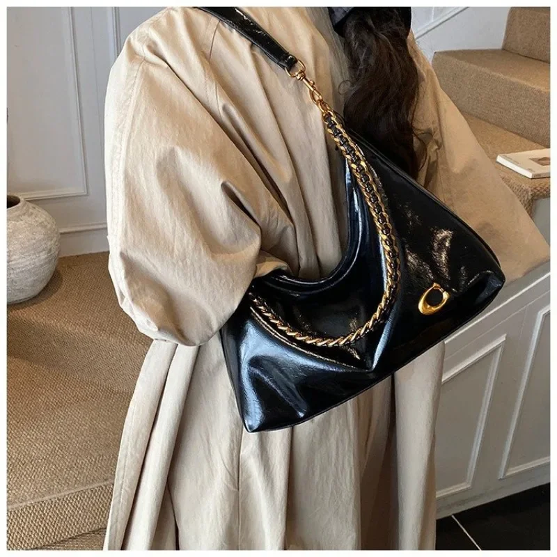 

Minimalist Luxury Diaper Bag Handbag One Shoulder Travel Getaway Exquisite Sleek Practical Trendy Chic Functional Timeless