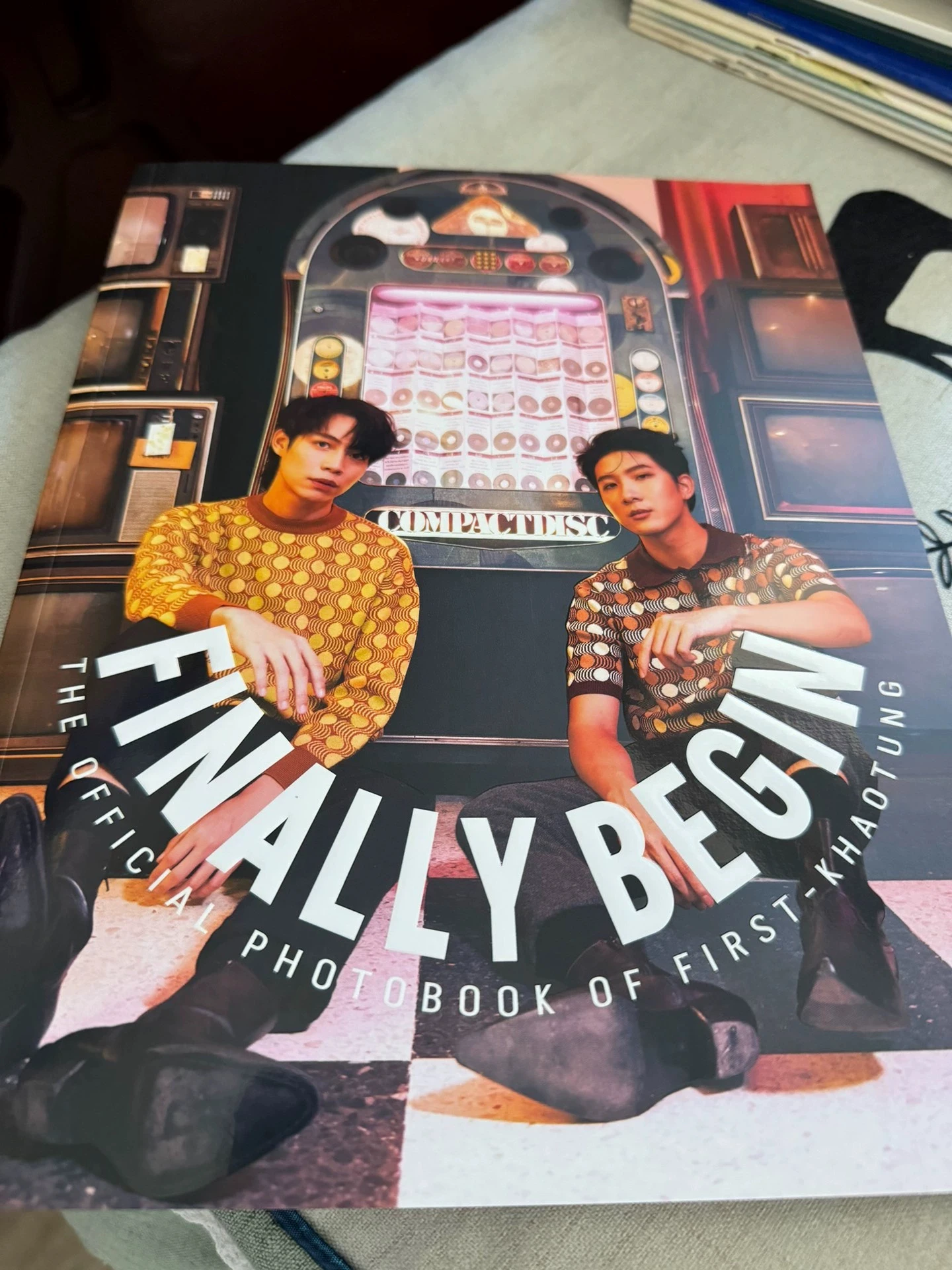 المسلسل التلفزيوني للدراما التلفزيونية كوكانه الكسوف الأول أزياء خوتونغ الرسمية أبدًا في كتاب الصور #2