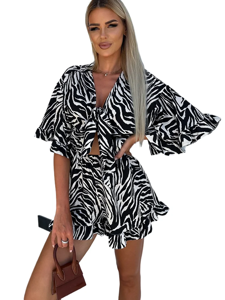 

Casual V Neck Stripe Print Jumpsuit Office Lady Spring Summer Short Wide Leg Jumpsuits For Women 2023 White One Piece Rompers