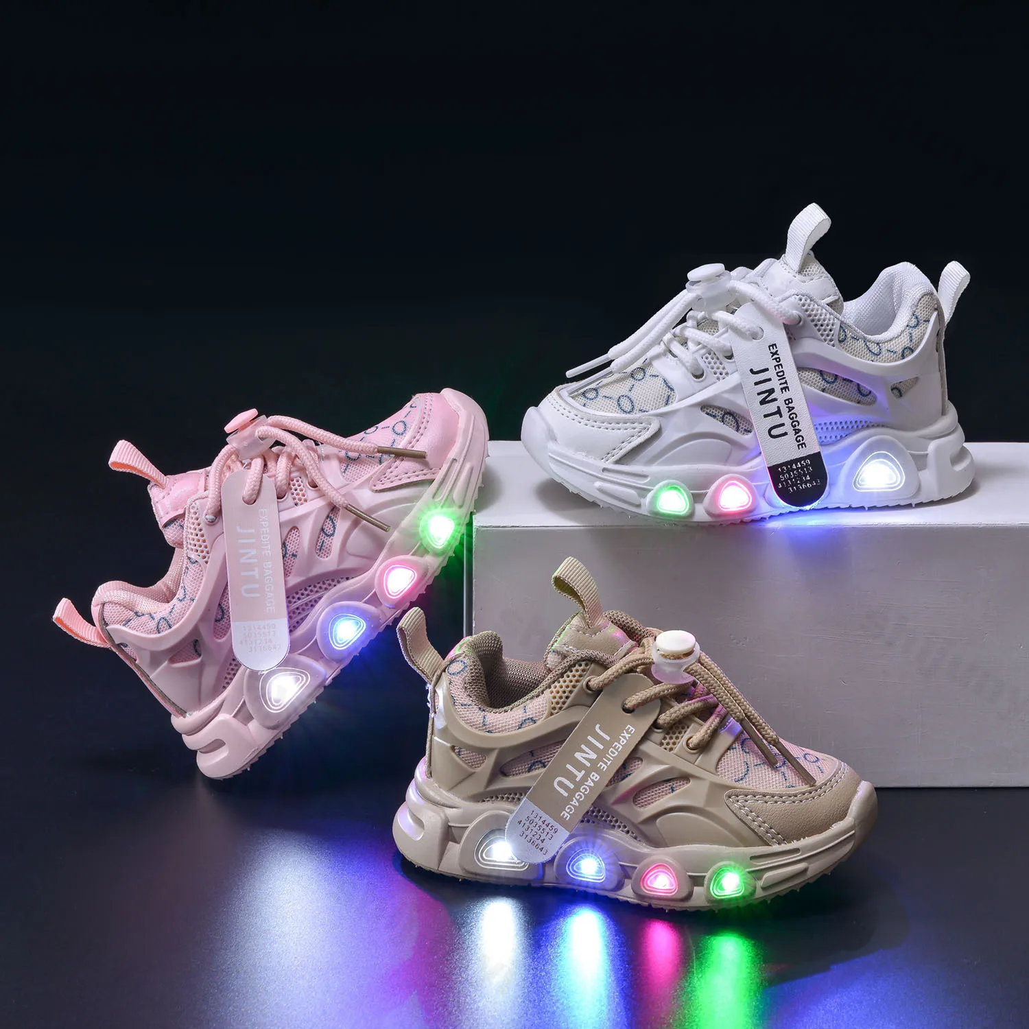 2024 New Kids Four Season Shoes Girls Boys Sneakers Children Casual LED Luminous Sport Shoes Non-slip  Light Up Running Shoes