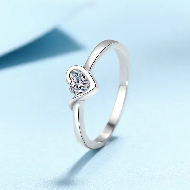 

Роскошное кольцо с бриллиантом Love Moissanite 0,3 карата для девочек, платиновое кольцо в форме сердца Pt950, универсальный подарок на День святого Валентина, ювелирные украшения