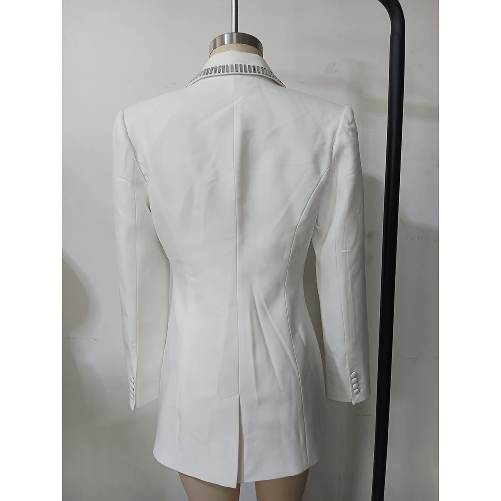 TWOTWINSTYLE الصلبة التخسيس تقسم الإصلاح الساخن السترات للنساء التلبيب طويلة الأكمام المرقعة واحدة الصدر سترة الملابس النسائية