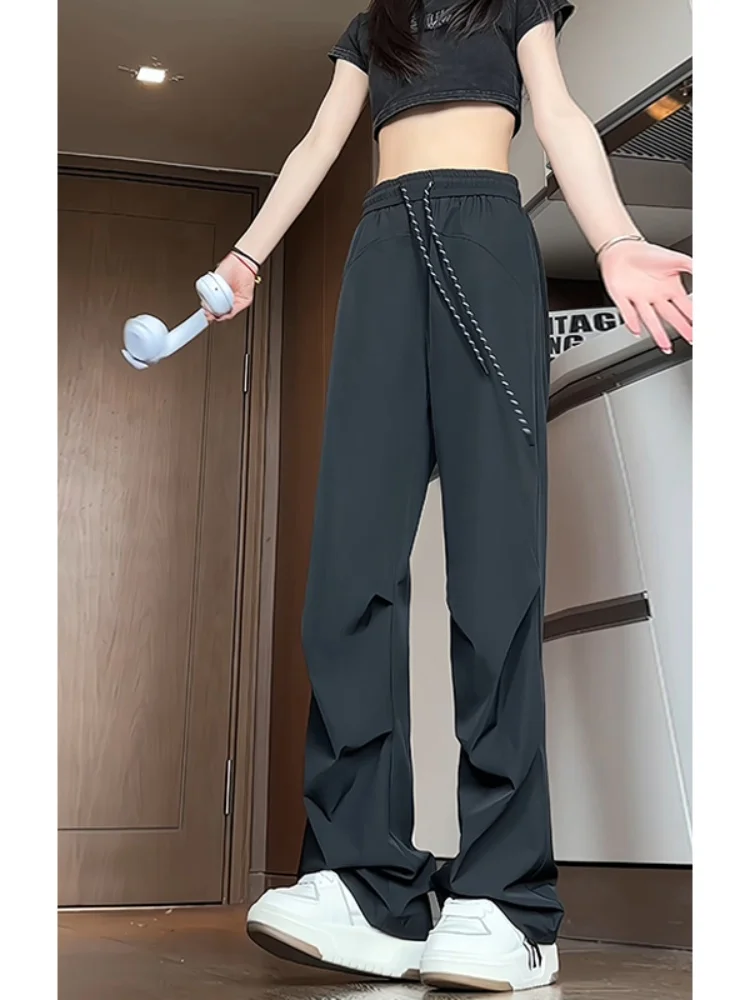 

Men's Summer Ice Silk Loose Fit Sport Pants Thin Qui Dry Paratrooper Design Casual Straight Leg Pants American High Street ...