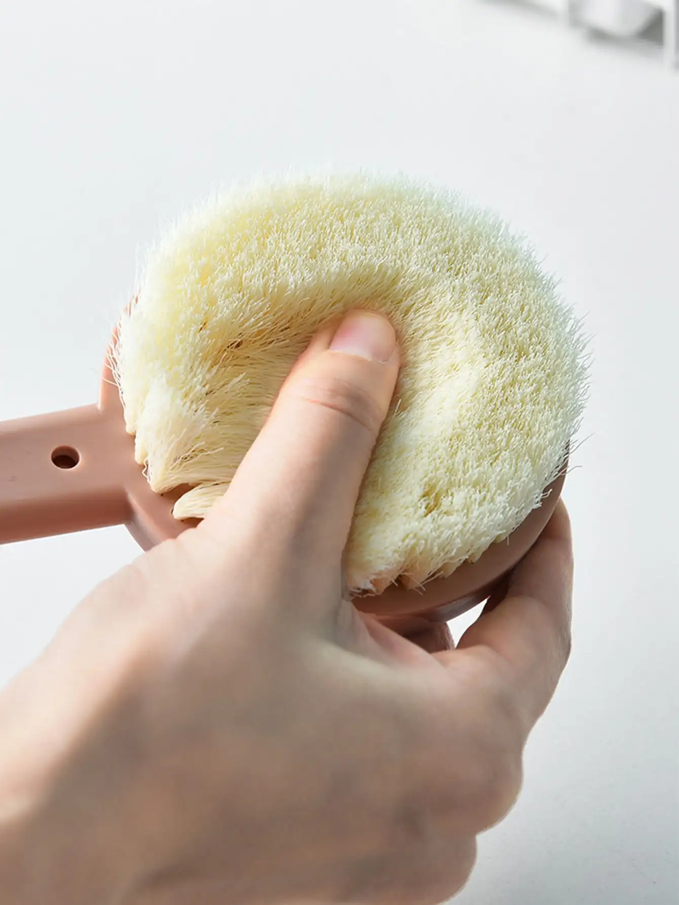 Bath Brush Soft Hair Bath Brush Back Ball Brush Bathroom Body Brushes Mud Back Scrubber Shower Massage Brush