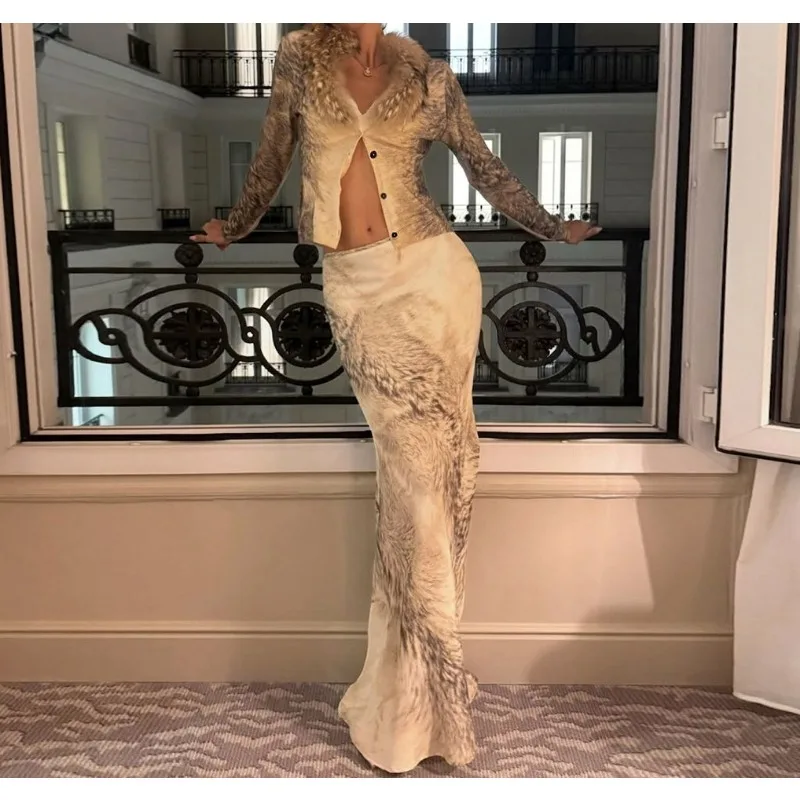 

French Light Luxury Elegant Celebrity Plush Lapel Button Long-sleeved Top Women's Fishtail Dress Set