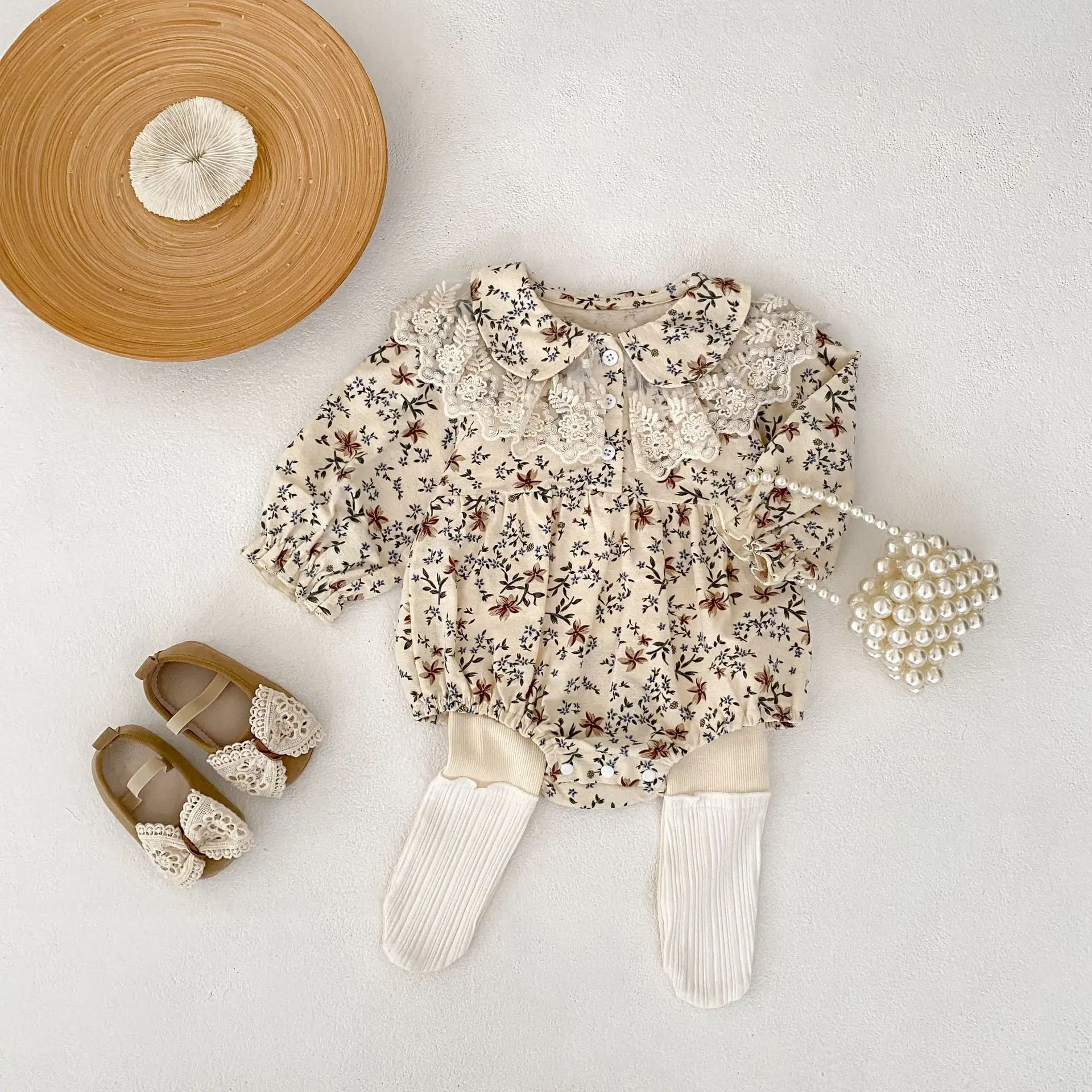 Newborn Clothes 2025 Autumn New Baby Girl's One Piece Clothes Flowers and Double-necked Girl's Climbing Clothes
