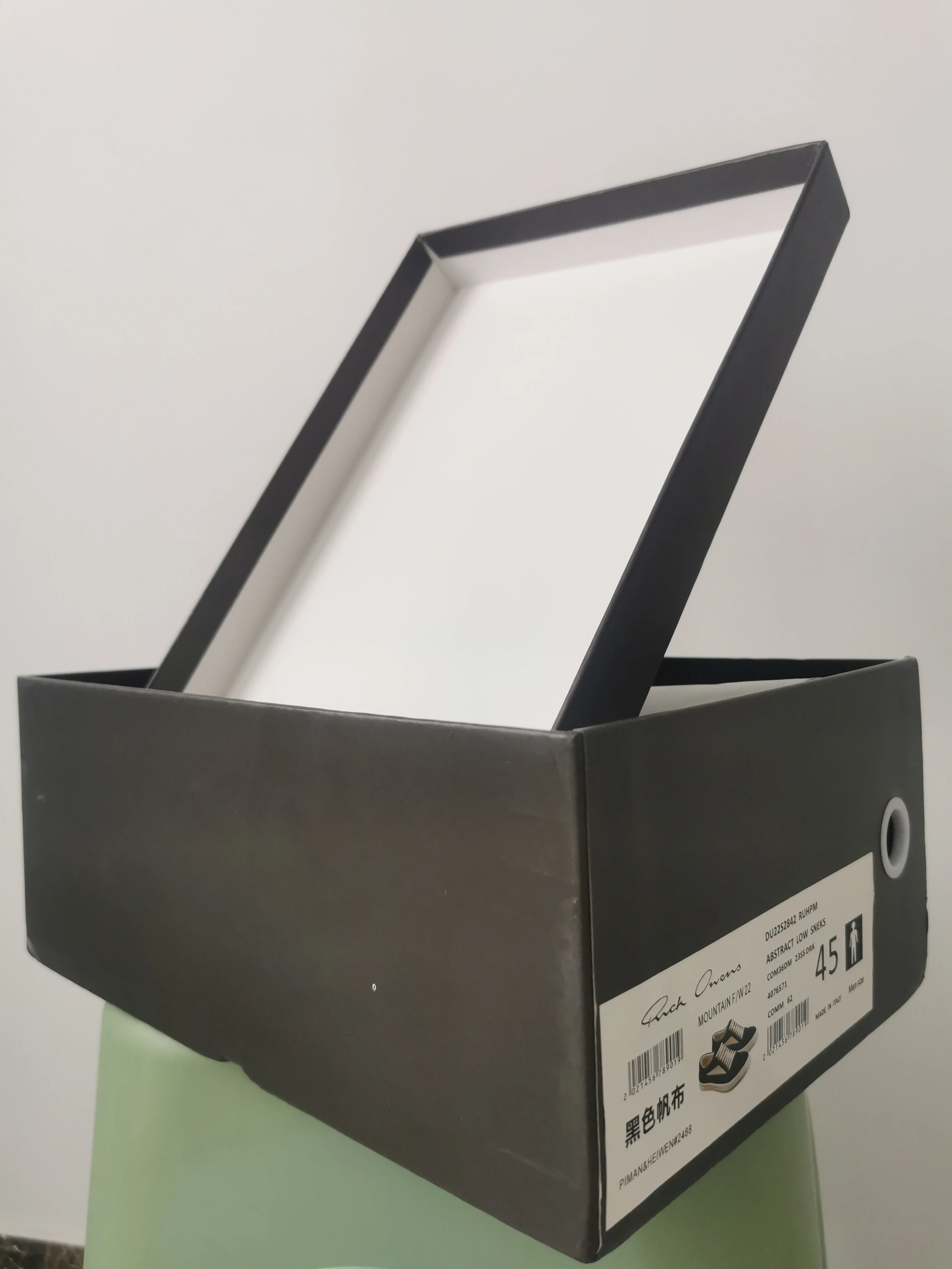 Customized Shoebox – Not Sold Separately