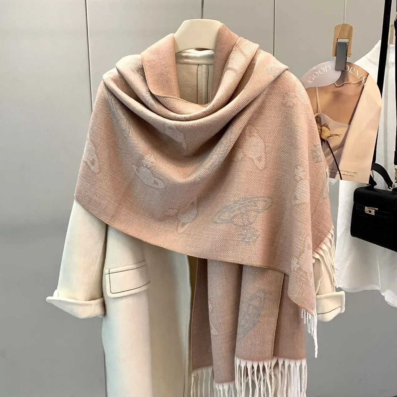 Nuova sciarpa imitazione pianeta bifacciale, sciarpa imitazione cashmere, scialle di fascia alta alla moda da donna, sciarpa spessa invernale