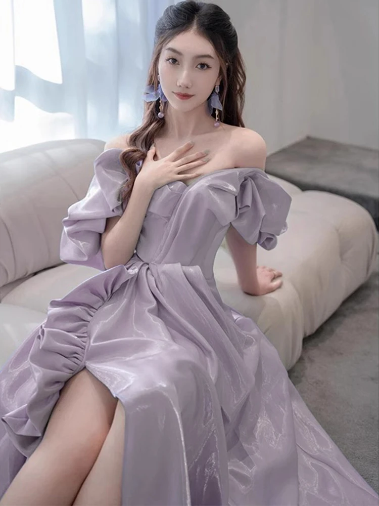 Abiti da sera in raso viola Pieghe da donna a strati con spalle scoperte Una linea Abito da festa con spacco laterale Eleganti abiti formali De Soirée