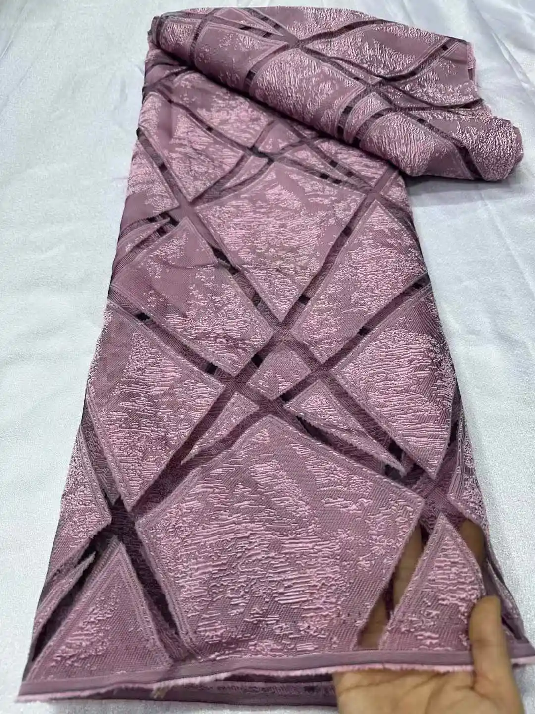 قماش دانتيل بروكيد نيجيري عالي الجودة 2025 قماش دانتيل جاكار أفريقي خياطة أنيقة للنساء فساتين الحفلات ، 5 ياردات