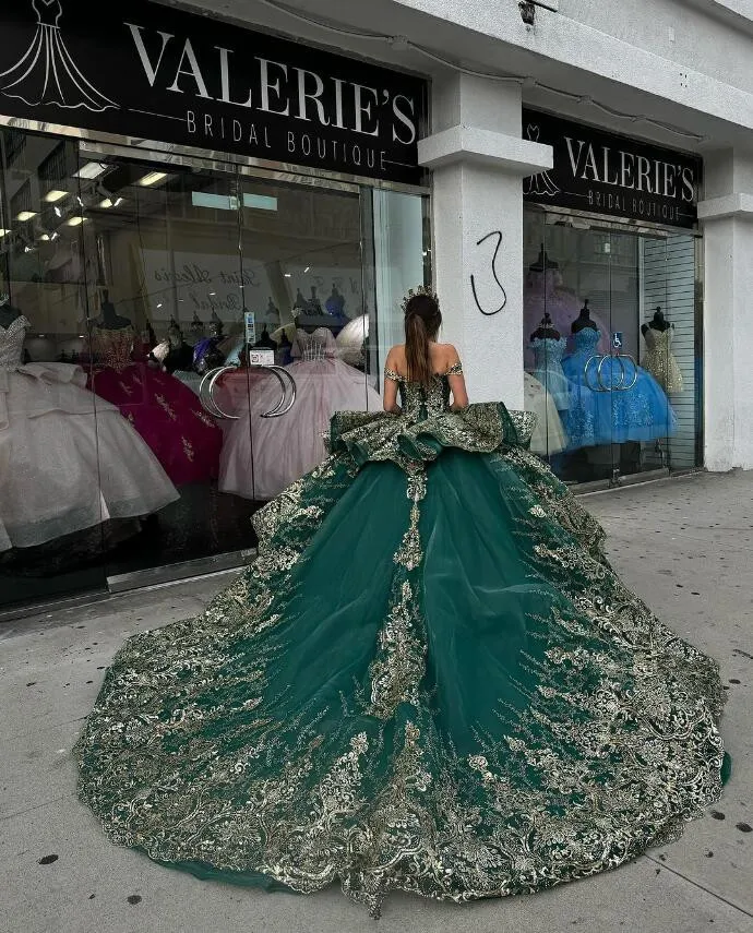 Verde Esmeralda Sparkly Princess Quinceanera Dresses Off Shoulder Luxury Gillter Applique vestidos de 15 quinceañera 2024