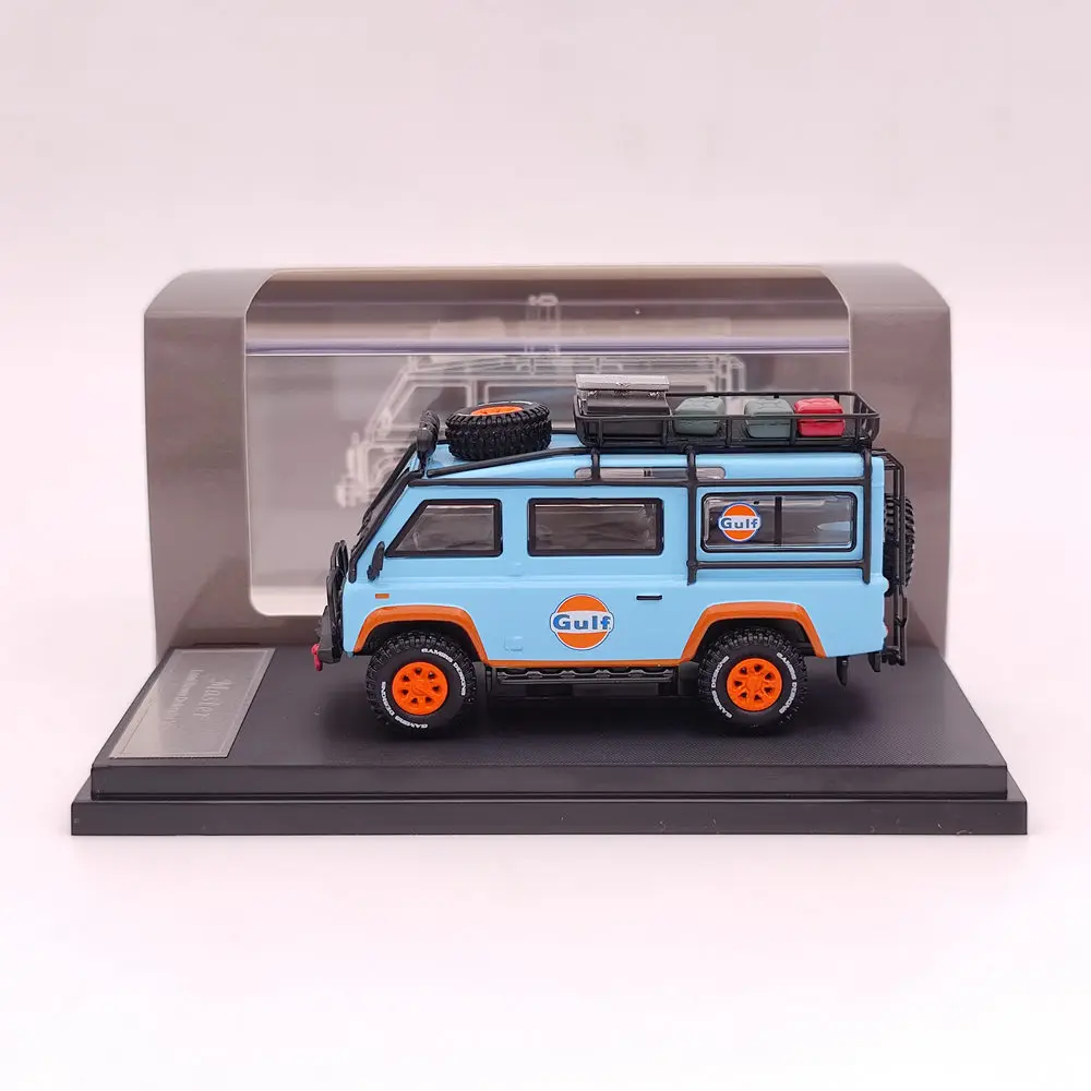 1:64 Master Defender 110 Van Camp G-U-L-F Diecast Toys Car Models Miniature Hobby Gifts Collectible