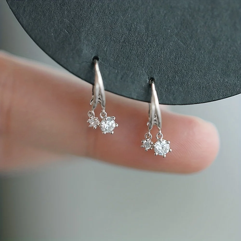 

Elegant C-Shape Crystal Stud Earrings for Women - Daily Casual Fashion Jewelry, Nickel-Free Copper Needles