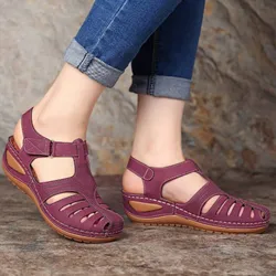 Thick Sole Rome Sandals Women Soft Leather Closed Toe Vintage Anti Slip Sandals Premium Hollow Hook Loop Sandals For Women