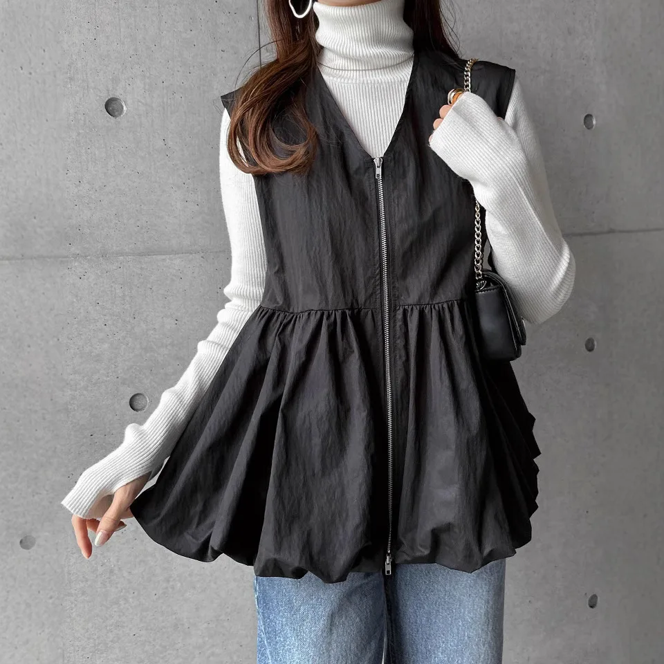 

Three Colors Japanese Rakuten Ins Spring and Autumn Thin Sleeveless Zipper V-neck Vest