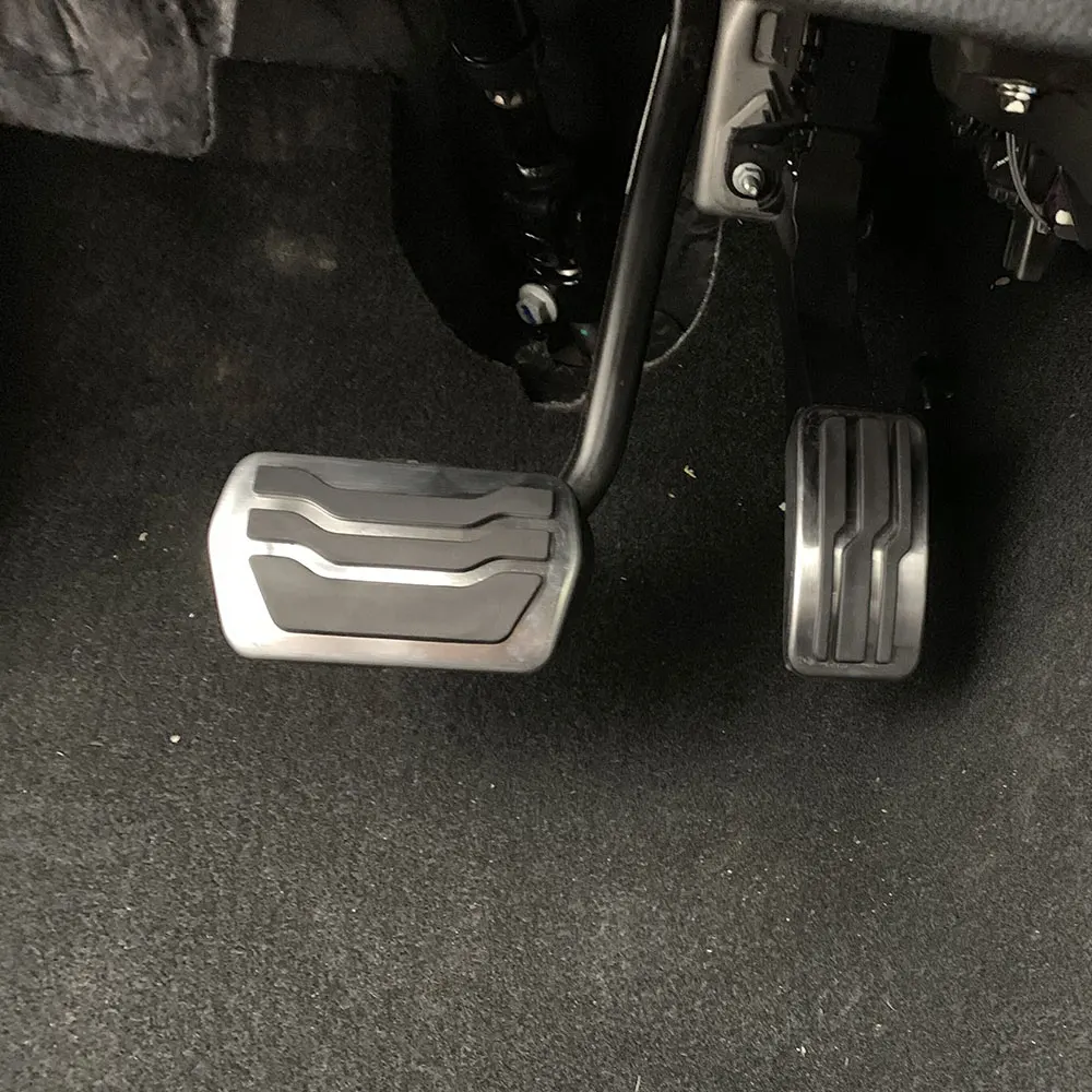KIT COPRIPEDALI COPRI PEDALI PEDALIERA IN ALLUMINIO NISSAN JUKE F16 MANUALE