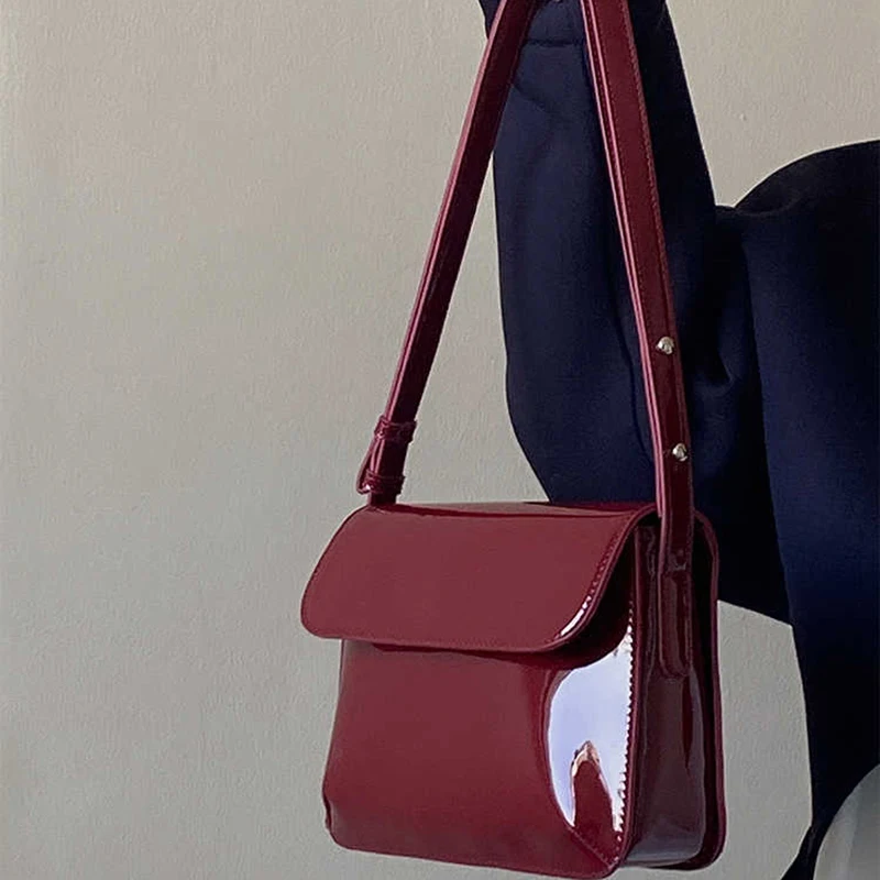 

Autumn Winter New Women Crossbody Bag Red Gloosy Square Faux Leather Female Single Shoulder Bag Classic Vintage Textured Bag