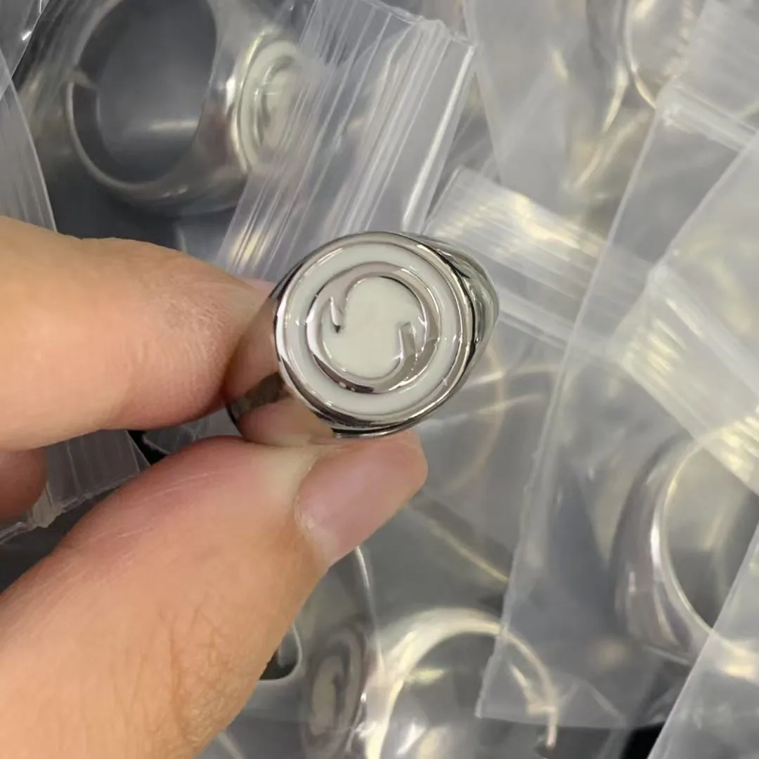 

2025 модное классическое ретро-кольцо с двойной буквой, женские элегантные украшения, продуманный подарок для женщин