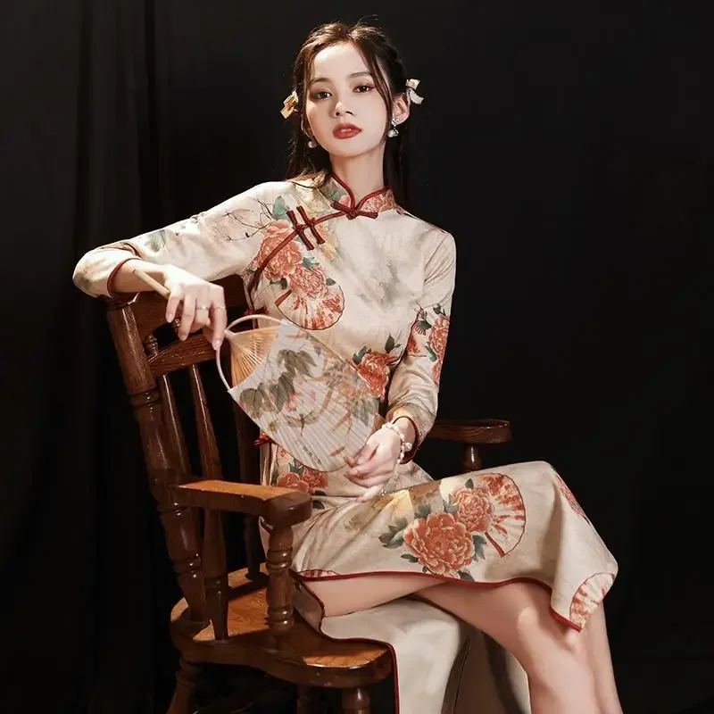 

Elegant Cheongsam 2025 New Autumn Style Girl Chinese Retro Young Style Improved Daily High-end Long-sleeved Dress