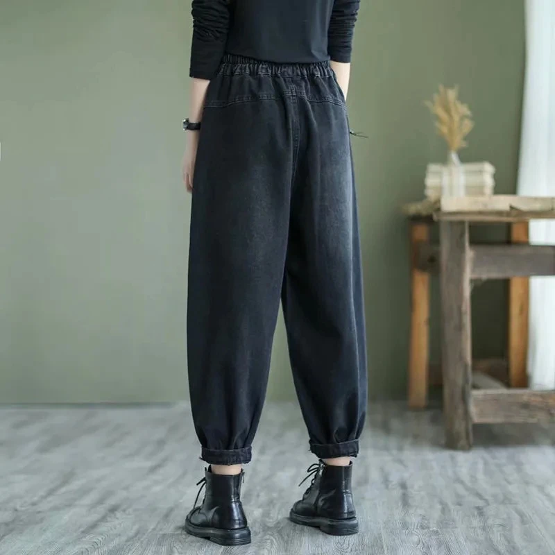 2026 Spring Autumn New Retro Jeans Women's Loose Large Pocket Printed Lantern Pants Fashion Elastic waist Denim Harun Pants