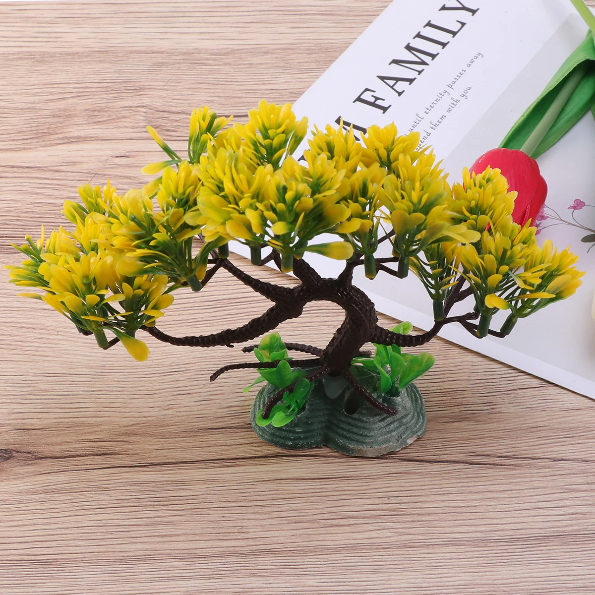 

Artificial Eucalyptus Fish Tank Plants Lifelike Decoration for Aquariums Home 40L Plastic Plants Non Toxic Easy Cleaning Long