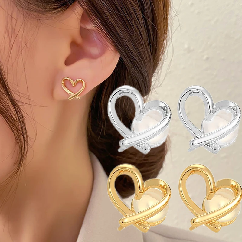 Fashion Simple Irregular Heart Ear Clips Women Girls No-Piercing Silicone Ear Stud Earrings Korean Earring Party Jewelry Gifts