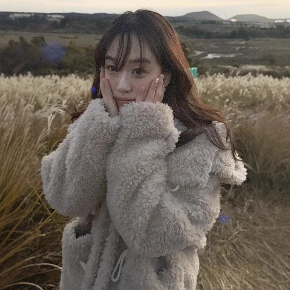 

Женское шерстяное пальто с меховым воротником, свободного кроя, средней длины, с капюшоном, осенне-зимнее, в корейском стиле, из натурального меха