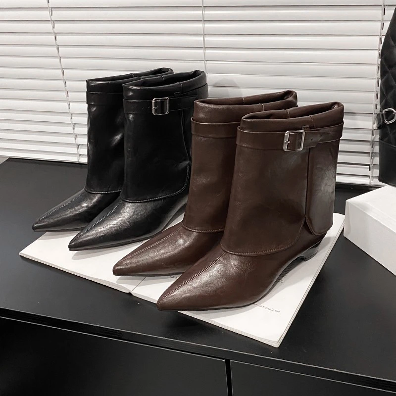 Retro Pointed Toe Short Boots 2026 Autumn Pile Sleeve Niche Western Belt Buckle Leg Showing Women's Shoes