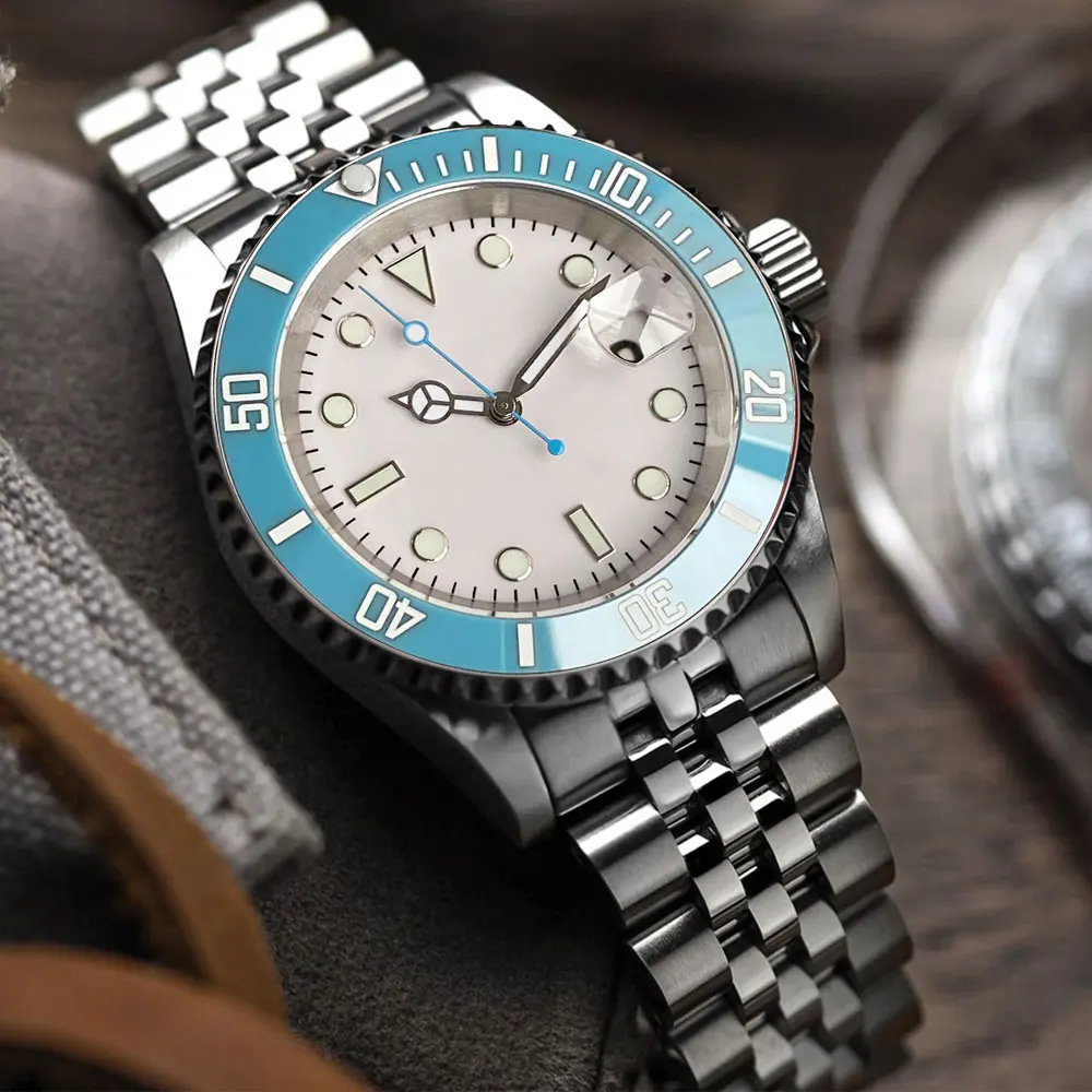 

Blue insert White Dial Men Watch 20ATM Diver NH35 luminous Sapphire glass Automatic Steel Strap 120 Click