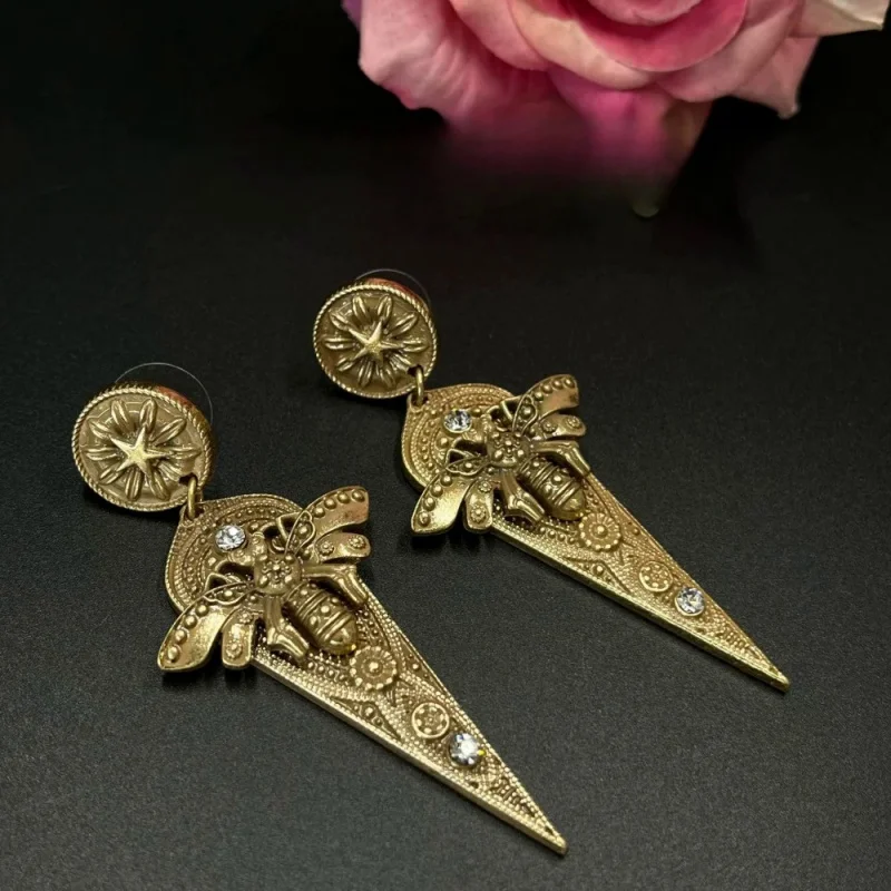 New High-End Fashionable French Palace Style Heavy-Duty Antique Earrings For Temperament Ladies Light Luxury Jewelry Gifts